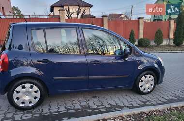 Хэтчбек Renault Modus 2009 в 