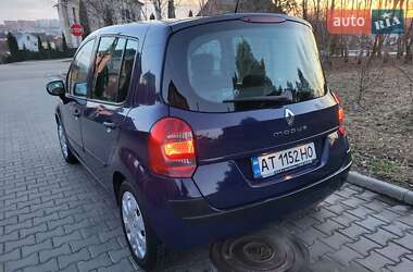 Хэтчбек Renault Modus 2009 в 