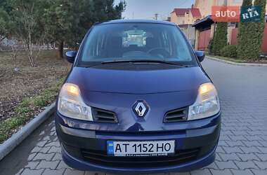 Хэтчбек Renault Modus 2009 в 