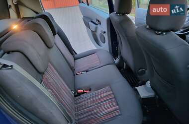 Хэтчбек Renault Modus 2009 в 