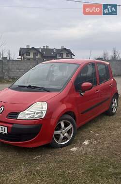 Хэтчбек Renault Modus 2010 в Львове