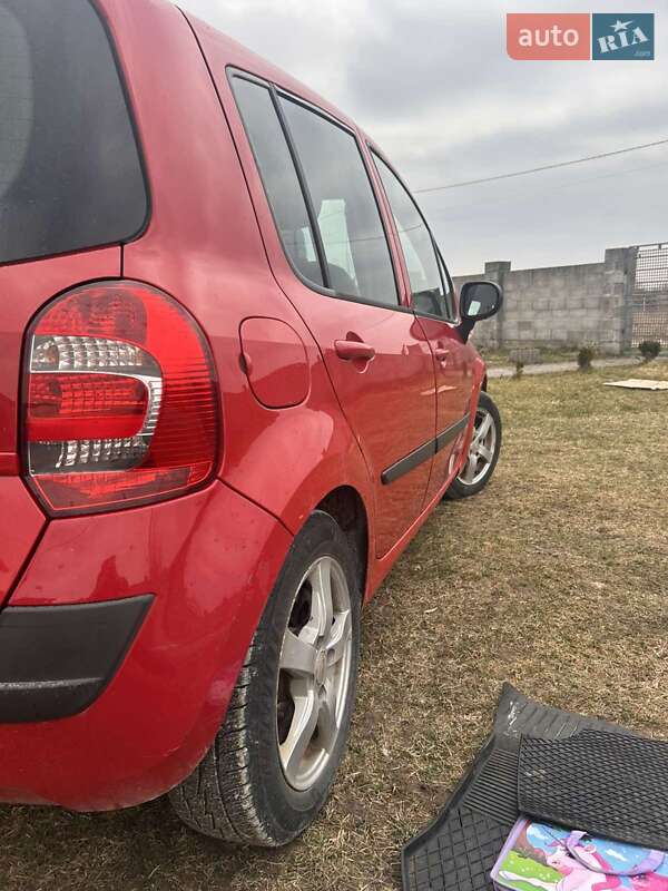 Хетчбек Renault Modus 2010 в Львові фото 17 Хетчбек Renault Modus 2010 в Львові