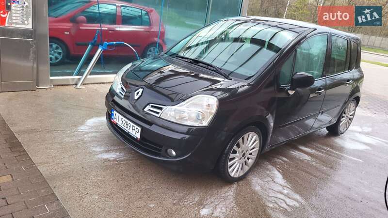 Хэтчбек Renault Modus 2011 в Киеве