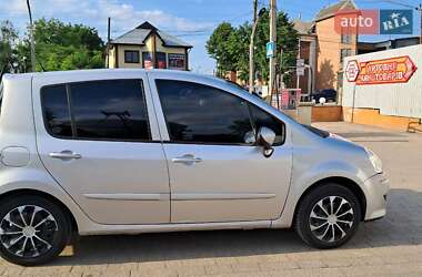 Хэтчбек Renault Modus 2011 в 