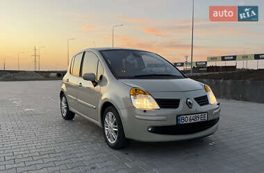 Хэтчбек Renault Modus 2005 в 