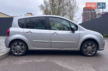 Хэтчбек Renault Modus 2012 в Киеве