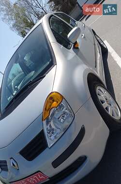 Хэтчбек Renault Modus 2006 в 