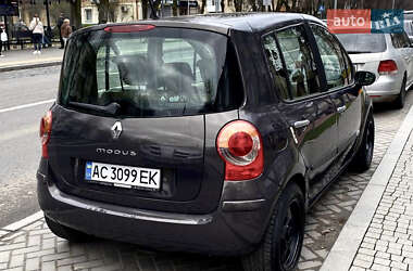 Хэтчбек Renault Modus 2005 в 