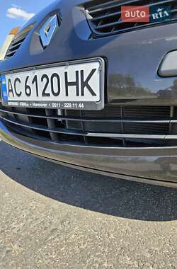 Хэтчбек Renault Modus 2004 в 