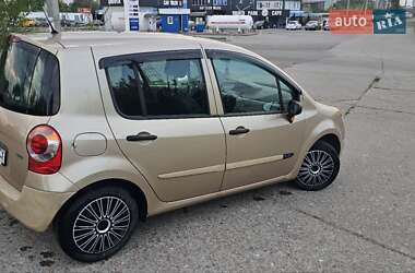 Хэтчбек Renault Modus 2004 в 