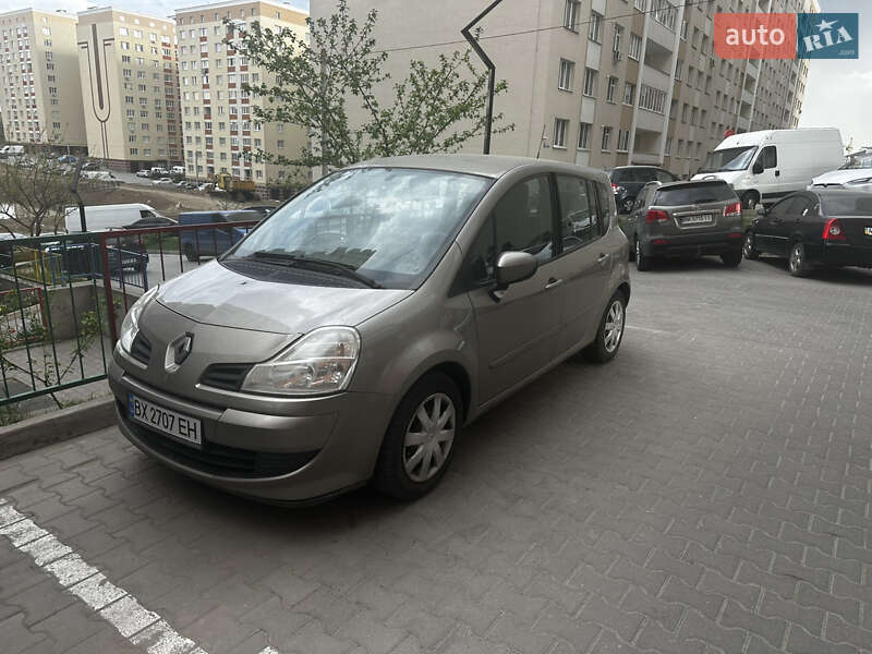 Хэтчбек Renault Modus 2010 в Хмельницком