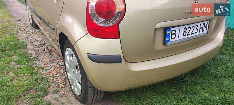 Хэтчбек Renault Modus 2005 в Лубнах