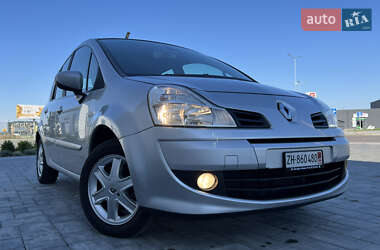 Хетчбек Renault Modus 2009 в 
