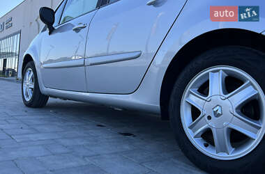 Хетчбек Renault Modus 2009 в 