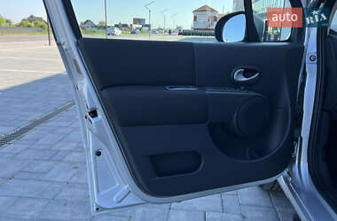 Хетчбек Renault Modus 2009 в 
