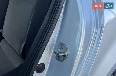 Хетчбек Renault Modus 2009 в 