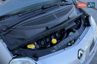 Хетчбек Renault Modus 2009 в 