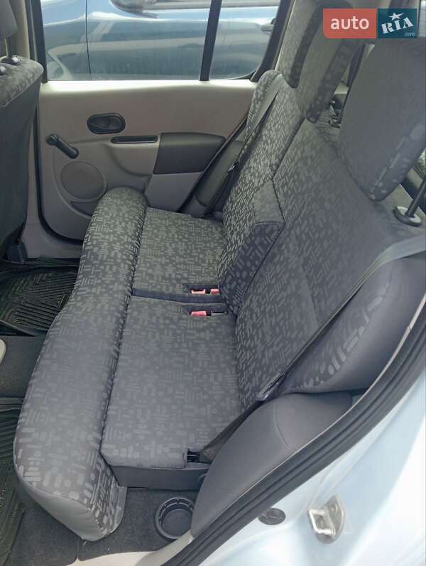 Хетчбек Renault Modus 2005 в Рівному