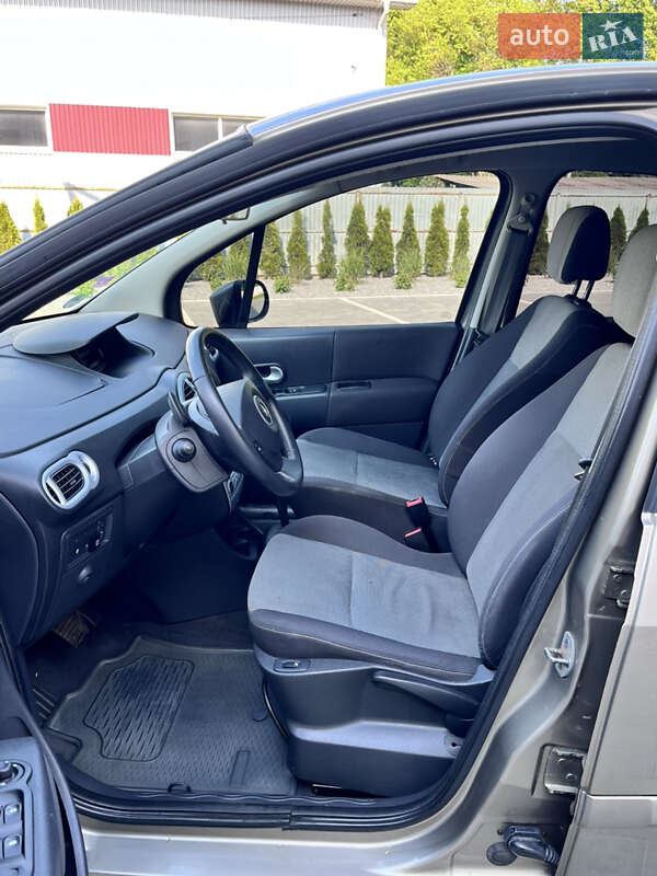 Хэтчбек Renault Modus 2008 в Луцке
