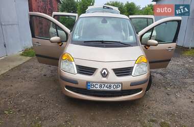 Хэтчбек Renault Modus 2004 в 