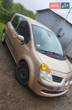 Хэтчбек Renault Modus 2004 в 