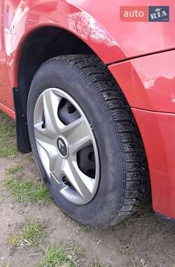 Хэтчбек Renault Modus 2006 в 