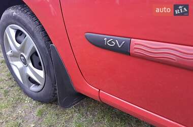 Хэтчбек Renault Modus 2006 в 