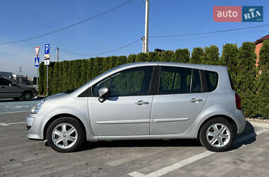 Хэтчбек Renault Modus 2009 в 