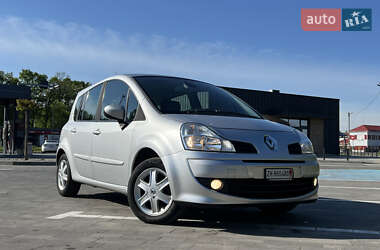 Хэтчбек Renault Modus 2009 в 