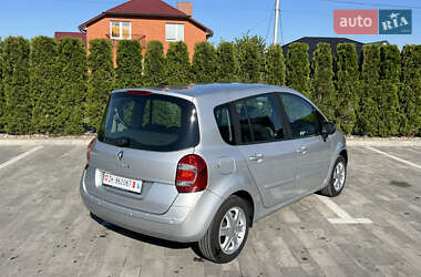 Хэтчбек Renault Modus 2009 в 