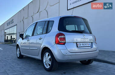 Хэтчбек Renault Modus 2009 в 