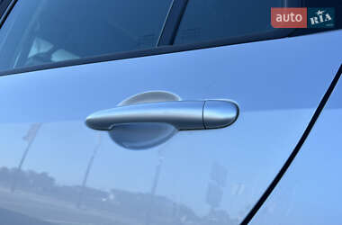 Хэтчбек Renault Modus 2009 в 