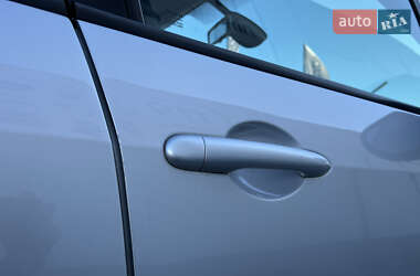 Хэтчбек Renault Modus 2009 в 