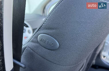 Хэтчбек Renault Modus 2009 в 
