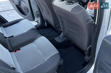 Хэтчбек Renault Modus 2009 в 