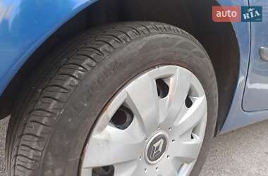 Хэтчбек Renault Modus 2007 в 