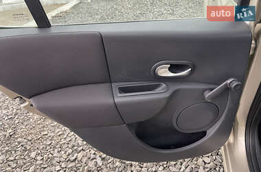 Хэтчбек Renault Modus 2007 в 