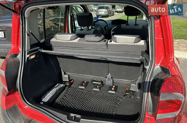 Хэтчбек Renault Modus 2009 в 