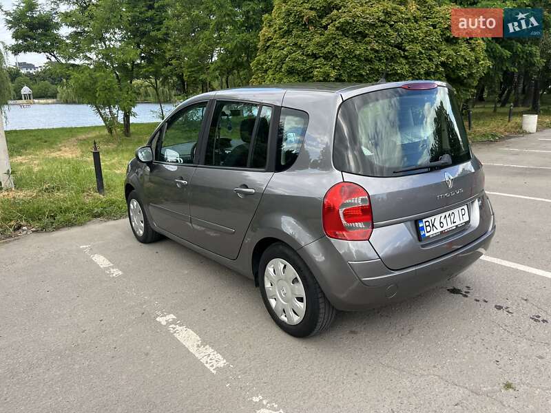 Хэтчбек Renault Modus 2007 в Ровно