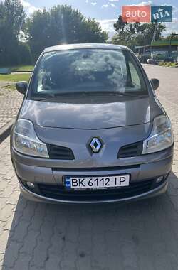 Хэтчбек Renault Modus 2007 в 