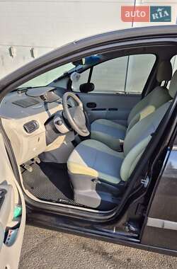 Хэтчбек Renault Modus 2006 в 