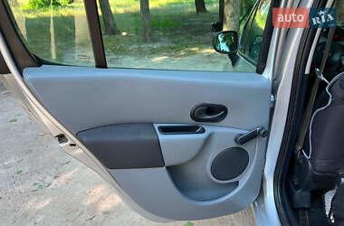 Хетчбек Renault Modus 2009 в 