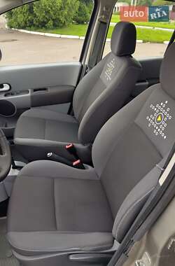 Хэтчбек Renault Modus 2012 в 