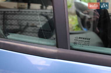 Хэтчбек Renault Modus 2010 в 