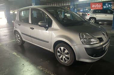 Хэтчбек Renault Modus 2008 в 
