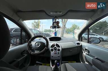 Хэтчбек Renault Modus 2011 в 