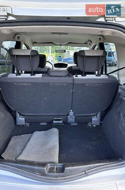 Хэтчбек Renault Modus 2009 в 