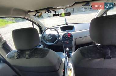 Хэтчбек Renault Modus 2005 в 