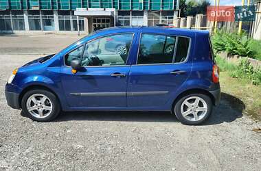 Хэтчбек Renault Modus 2005 в 