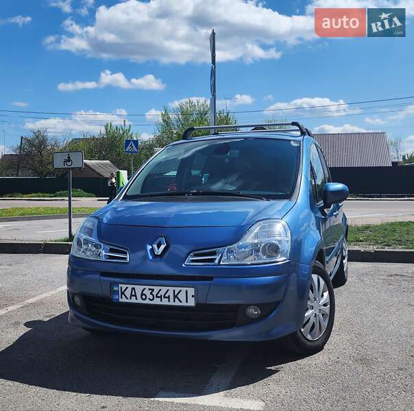 Хэтчбек Renault Modus 2011 в 